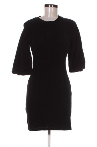 Ruha Bershka, Méret M, Szín Fekete, Ár 8 251 Ft