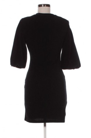 Ruha Bershka, Méret M, Szín Fekete, Ár 8 251 Ft