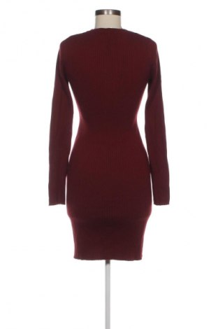 Kleid Bershka, Größe M, Farbe Rot, Preis 20,00 €