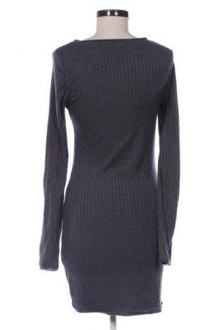Φόρεμα Bershka, Μέγεθος L, Χρώμα Γκρί, Τιμή 19,95 €