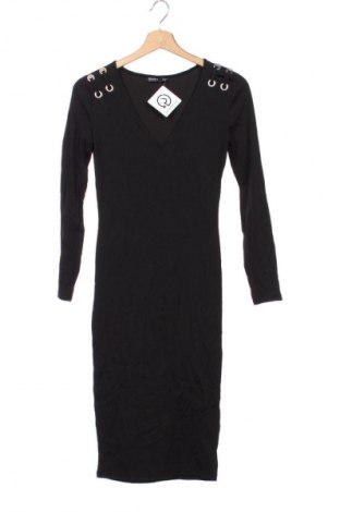 Ruha Bershka, Méret M, Szín Fekete, Ár 2 499 Ft