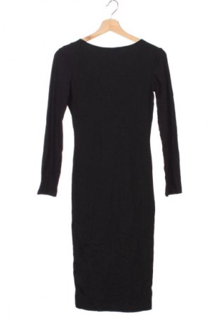 Ruha Bershka, Méret M, Szín Fekete, Ár 2 499 Ft