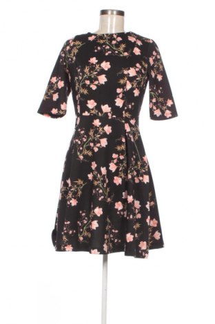 Рокля Body Flirt, Размер M, Цвят Многоцветен, Цена 11,75 €