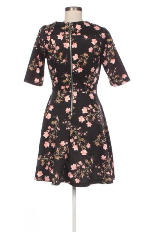 Рокля Body Flirt, Размер M, Цвят Многоцветен, Цена 11,75 €