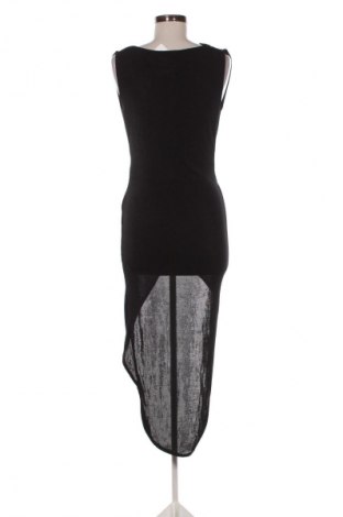 Kleid Boohoo, Größe M, Farbe Schwarz, Preis 29,73 €