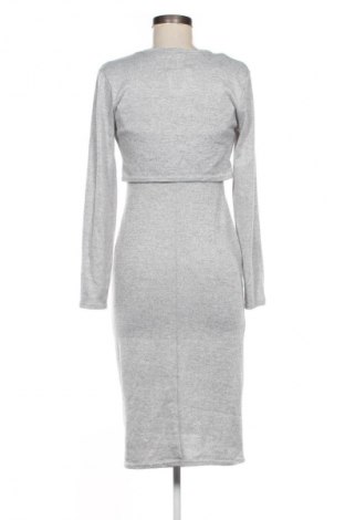 Ruha Boohoo, Méret M, Szín Szürke, Ár 8 264 Ft