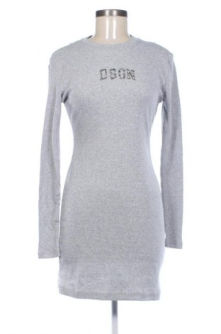 Ruha Boohoo, Méret M, Szín Szürke, Ár 13 110 Ft