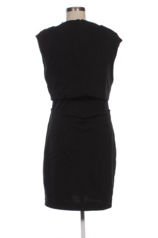 Ruha COS, Méret M, Szín Fekete, Ár 17 355 Ft