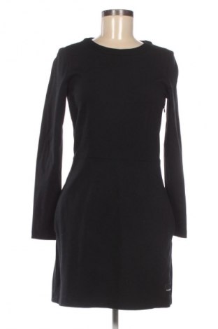 Рокля Calvin Klein Jeans, Размер S, Цвят Черен, Цена 34,72 €