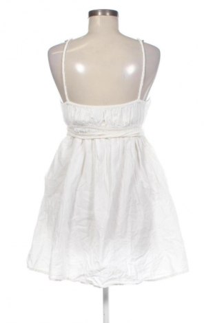 Ruha Cuesta Blanca, Méret L, Szín Ekrü
, Ár 8 359 Ft