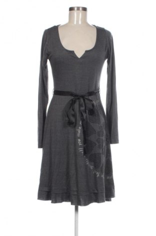 Kleid Desigual, Größe L, Farbe Grau, Preis € 41,99