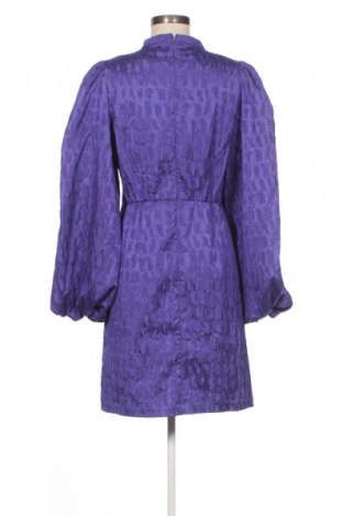 Ruha Ellos, Méret M, Szín Lila, Ár 10 102 Ft