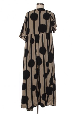 Kleid Emery rose, Größe XXL, Farbe Mehrfarbig, Preis € 18,99