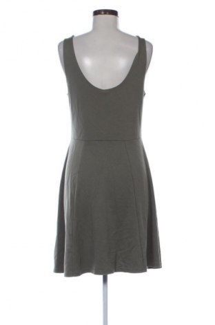 Kleid Ever.me by Takko Fashion, Größe M, Farbe Grün, Preis € 20,00