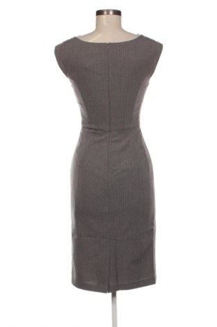 Φόρεμα F&F, Μέγεθος M, Χρώμα Πολύχρωμο, Τιμή 15,00 €