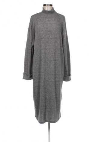 Ruha F&F, Méret XL, Szín Szürke, Ár 8 264 Ft