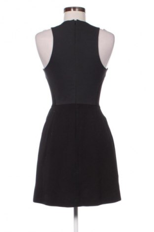 Рокля French Connection, Размер S, Цвят Черен, Цена 42,00 €