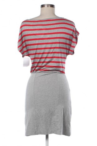 Šaty  French Connection, Velikost M, Barva Vícebarevné, Cena  851,00 Kč