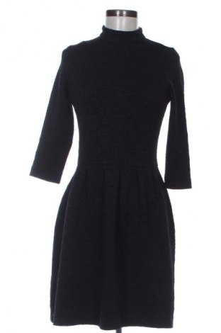 Ruha Ganni, Méret XS, Szín Fekete, Ár 31 818 Ft