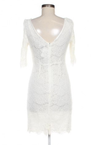 Kleid Gate Woman, Größe M, Farbe Ecru, Preis € 20,00