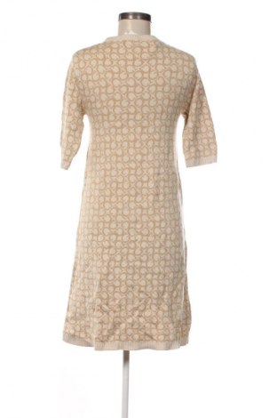 Ruha Guess, Méret M, Szín Sokszínű, Ár 46 611 Ft