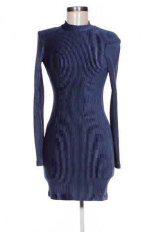 Рокля Guess, Размер XS, Цвят Син, Цена 28,12 €