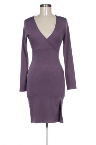 Рокля H&M, Размер M, Цвят Лилав, Цена 20,00 €