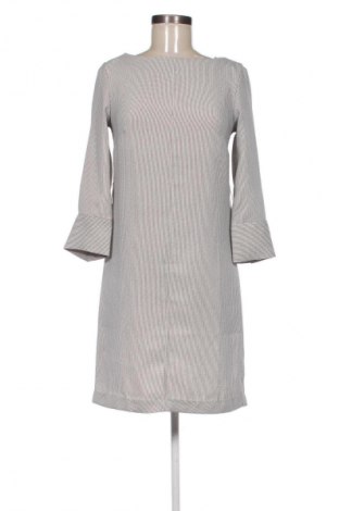 Рокля H&M, Размер S, Цвят Многоцветен, Цена 20,00 €