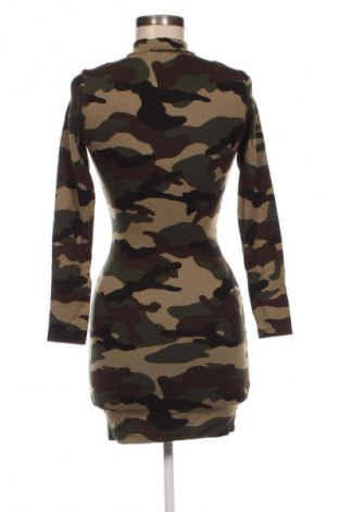 Φόρεμα H&M Divided, Μέγεθος S, Χρώμα Πολύχρωμο, Τιμή 17,99 €