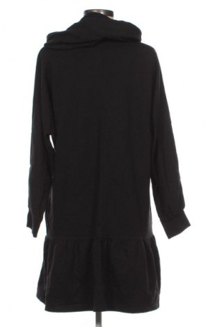 Ruha Haily`s, Méret M, Szín Fekete, Ár 22 727 Ft