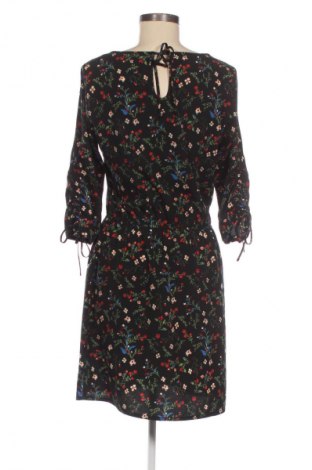 Kleid House, Größe M, Farbe Mehrfarbig, Preis 19,97 €