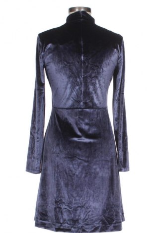 Kleid In Wear, Größe M, Farbe Blau, Preis € 42,00