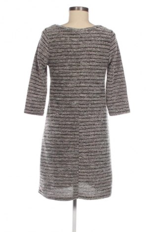 Рокля Janina, Размер M, Цвят Многоцветен, Цена 20,00 €