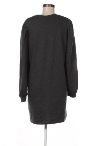 Šaty  Jdy, Velikost L, Barva Šedá, Cena  219,00 Kč