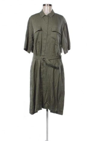 Ruha Lacoste, Méret L, Szín Zöld, Ár 66 438 Ft