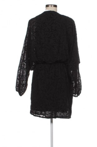 Рокля Lynne, Размер M, Цвят Многоцветен, Цена 25,00 €