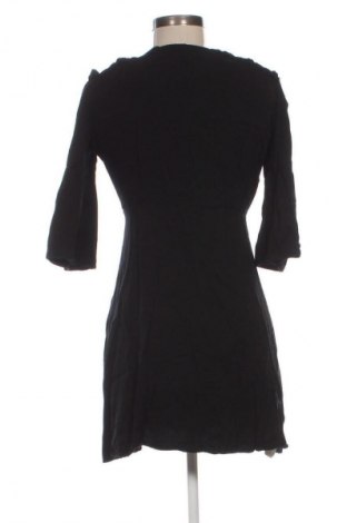 Kleid Mango, Größe S, Farbe Schwarz, Preis 17,00 €