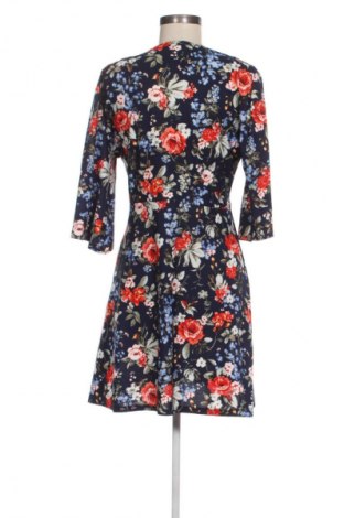 Kleid Mango, Größe M, Farbe Mehrfarbig, Preis 17,46 €