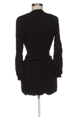 Рокля Mango, Размер XS, Цвят Черен, Цена 8,18 €