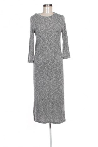 Рокля Mango, Размер M, Цвят Многоцветен, Цена 21,00 €