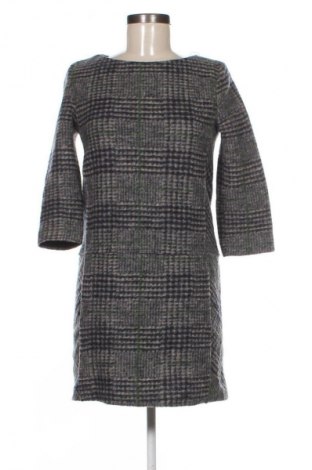 Рокля Mango, Размер S, Цвят Многоцветен, Цена 11,75 €