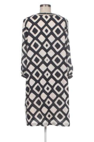 Ruha Marc Aurel, Méret M, Szín Sokszínű, Ár 19 239 Ft