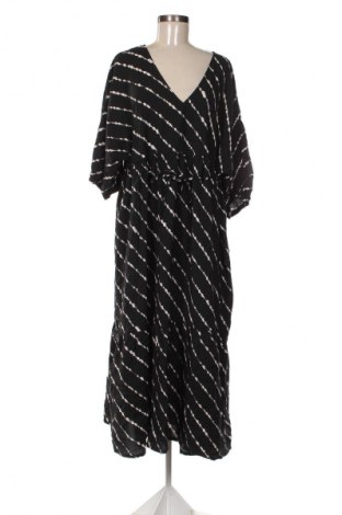 Kleid New Look, Größe XXL, Farbe Mehrfarbig, Preis 19,97 €