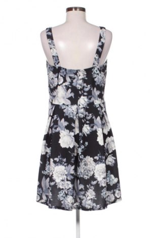 Ruha New Look, Méret XL, Szín Sokszínű, Ár 8 264 Ft