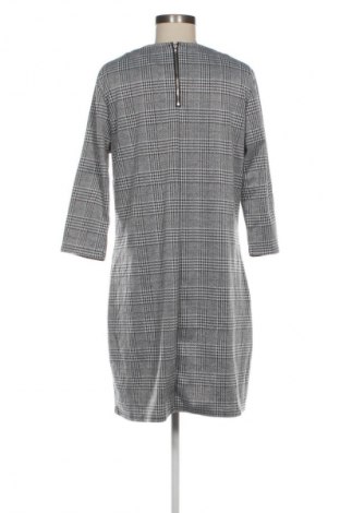 Kleid ONLY, Größe XL, Farbe Mehrfarbig, Preis € 14,99