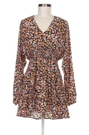 Šaty  ONLY, Velikost M, Barva Vícebarevné, Cena  397,00 Kč