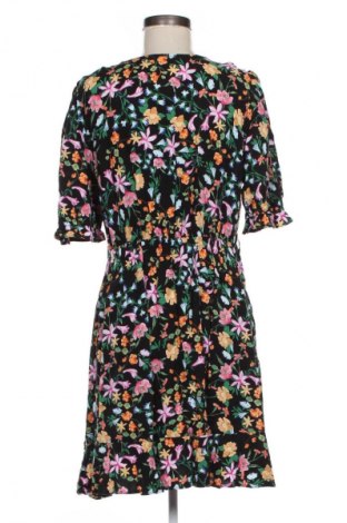 Kleid Papaya, Größe M, Farbe Mehrfarbig, Preis € 20,00