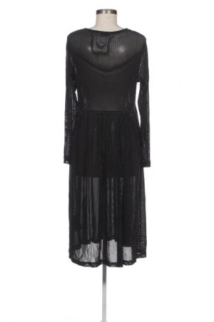 Šaty  Pieces, Velikost L, Barva Černá, Cena  391,00 Kč