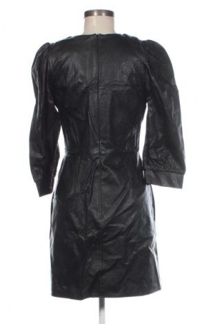 Ruha Poema, Méret M, Szín Fekete, Ár 10 146 Ft