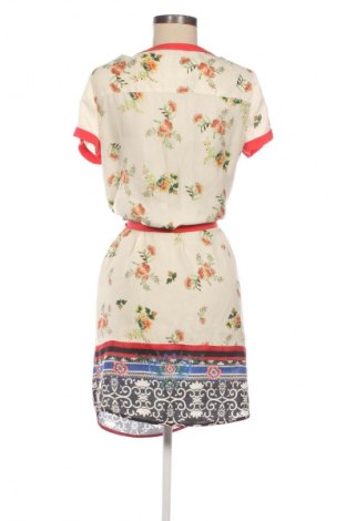 Kleid Promod, Größe M, Farbe Mehrfarbig, Preis 25,00 €